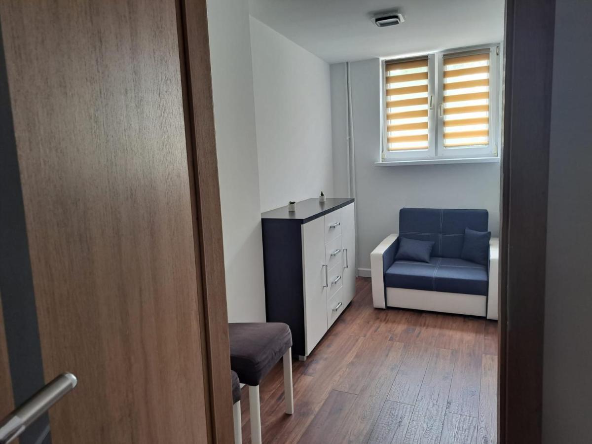 Apartament Karola Apartment ปูวาวือ ภายนอก รูปภาพ